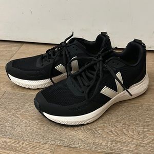 Veja womens impala mesh sneakers in black size 8 vegan shoes